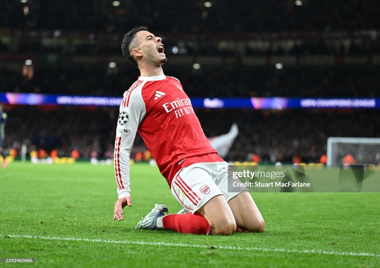 2 pha bứt tốc chất lượng của Martinelli giúp Arsenal có được 2 bàn thắng