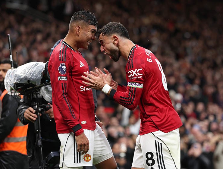 MU có nguy cơ mất Fernandes và Casemiro ở đại chiến với Liverpool
