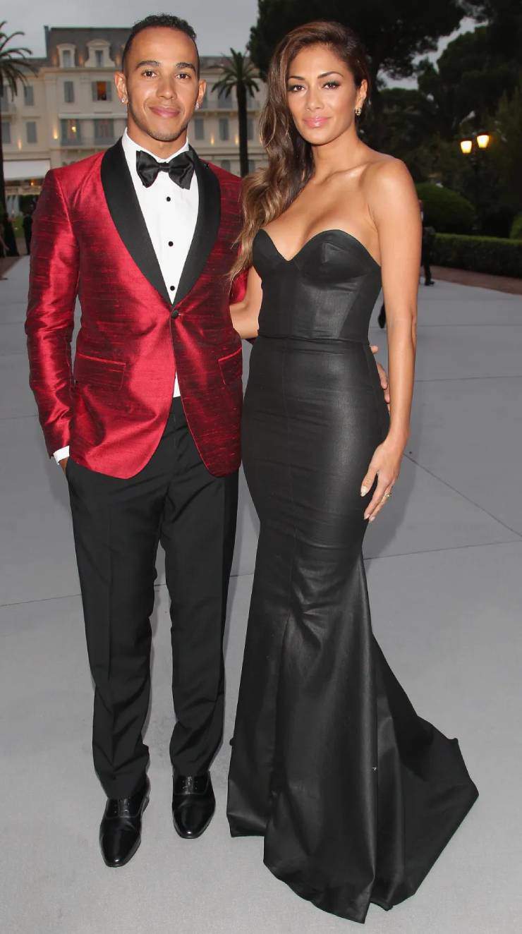 Nicole Scherzinger hơn Hamilton 7 tuổi