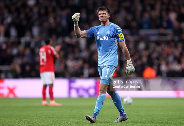 Nick Pope - chốt chặn đáng tin cậy nơi khung gỗ của Newcastle