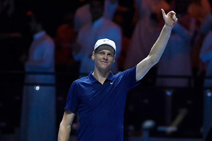 Sinner sẽ gặp lại Djokovic ở trận bán kết.