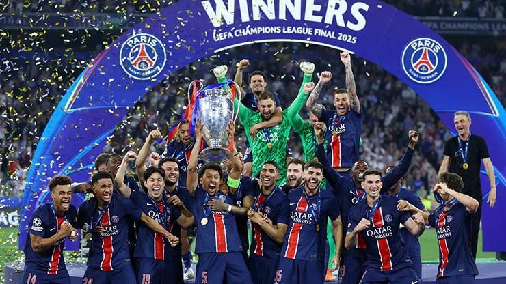 Tin mới nhất bóng đá sáng 29/10: PSG đoạt cú ăn ba, doanh thu gần chạm mốc 1 tỷ USD - 1