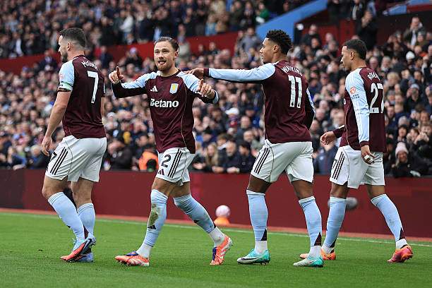 Aston Villa 2 vòng liên tiếp thắng được 2 đối thủ mạnh là Tottenham & Man City