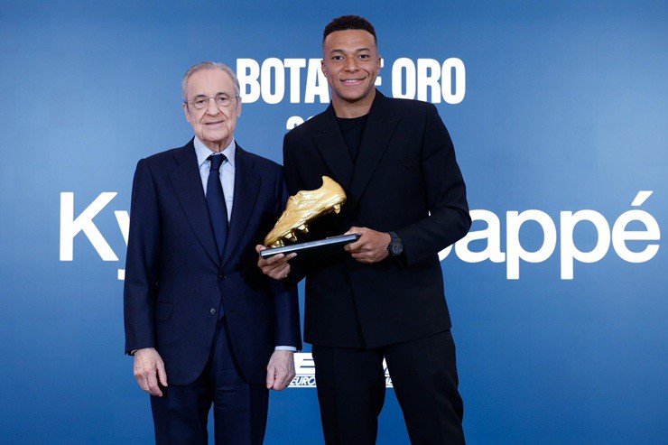 Mbappe không muốn giống Ronaldo, mơ ẵm Cúp C1, World Cup và Quả bóng vàng - 2