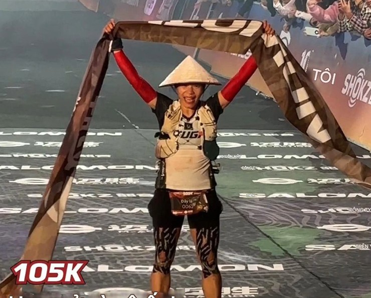 Hà Thị Hậu lên ngôi vô địch