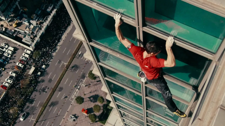 Alex Honnold chinh phục tòa nhà cao tầng ở Đài Loan (TQ) mà không cần dụng cụ bảo hộ nào