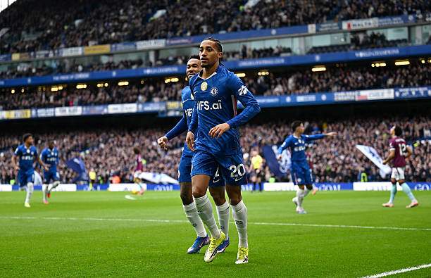 Joao Pedro tiếp tục phong độ cao với bàn mở điểm chỉ sau 4 phút cho Chelsea