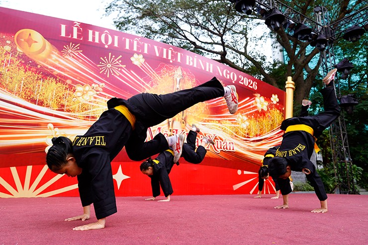 Các đòn nghịch mã (đá hậu)&nbsp;là tinh hoa và đặc sắc của võ ngựa