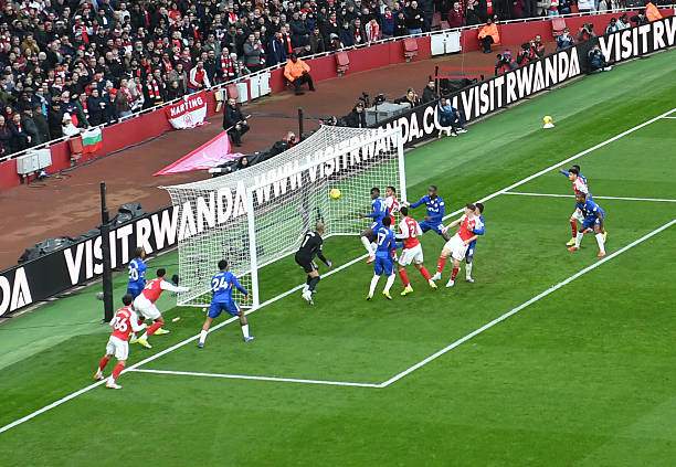 Các quả phạt góc tiếp tục được phát huy để mang về chiến thắng cho Arsenal