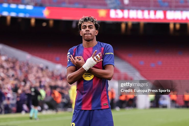 Yamal luôn là đầu tàu của Barcelona